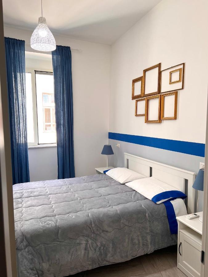 Vico Longo 25 - Ensuit Flat In The Heart Of Napels Buitenkant foto