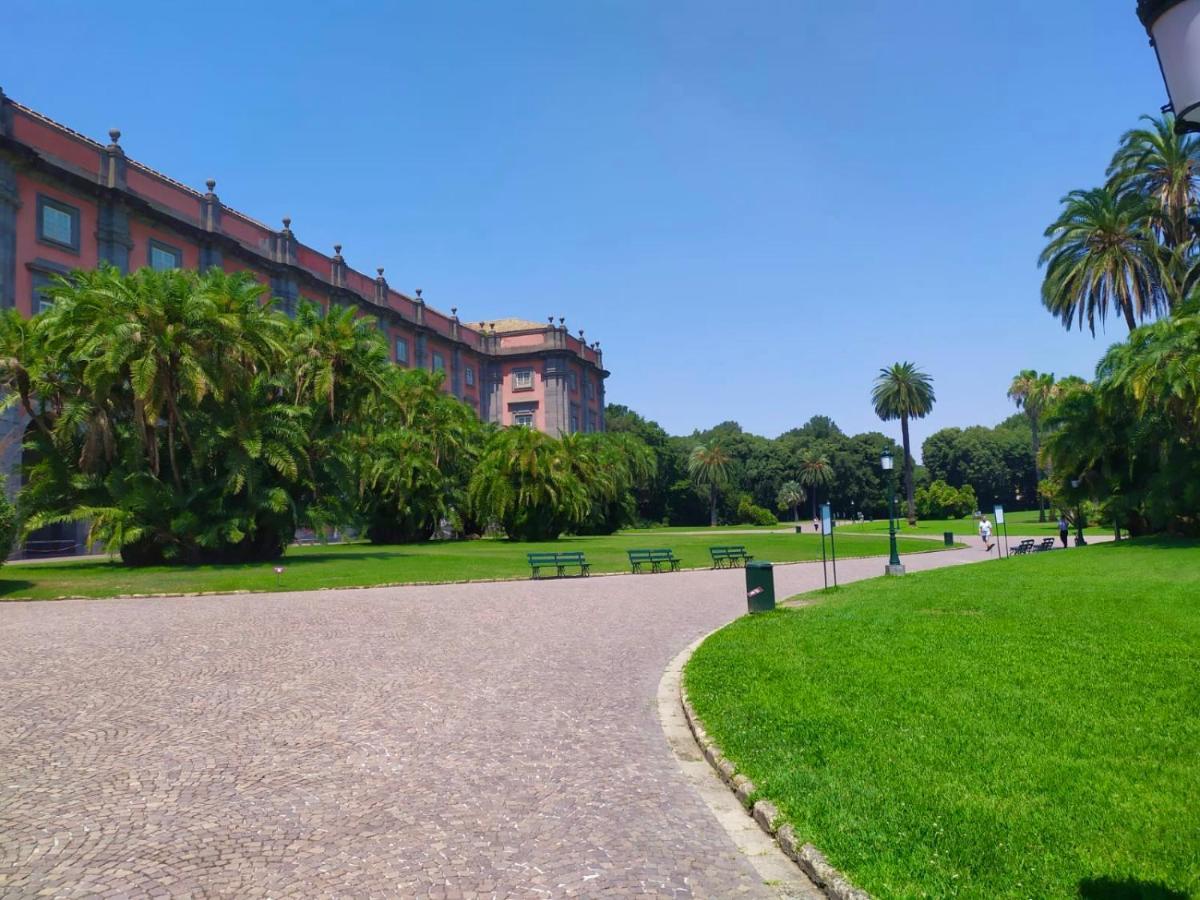 Vico Longo 25 - Ensuit Flat In The Heart Of Napels Buitenkant foto