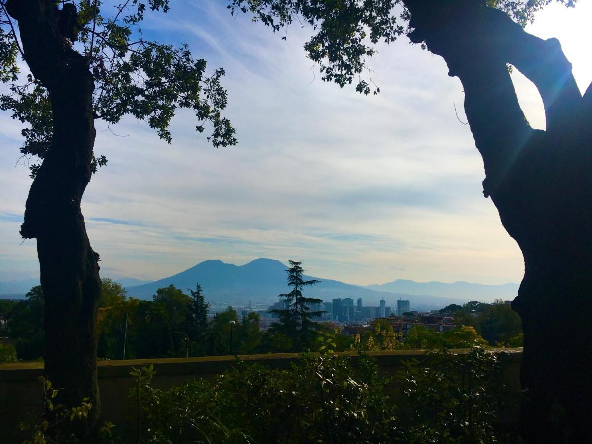 Vico Longo 25 - Ensuit Flat In The Heart Of Napels Buitenkant foto